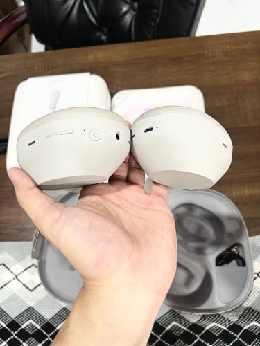 Sony WH-1000X M6