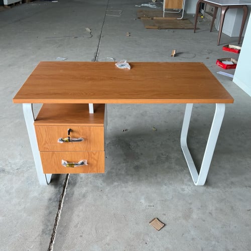 Staff of Table (បោះដុំលក់រាយ)