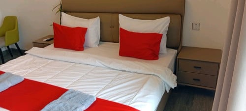 Star Bay Apartments