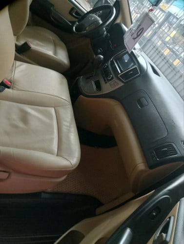 Starex H1 2019 black $28,700តម្លៃអាចចចារបាន ឡានស្អាត ធានាទិញចូលវិញ