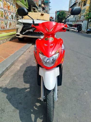 Suzuki Nex