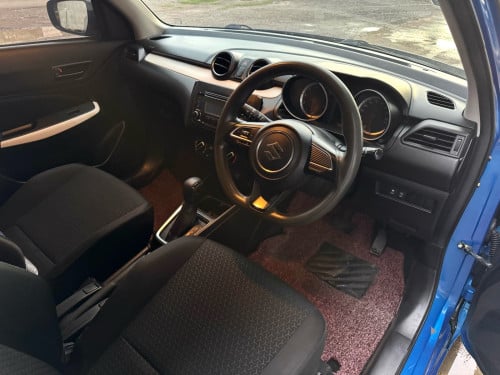 SUZUKI SWIFT 2018 (បង់ពន្ធពេញ)