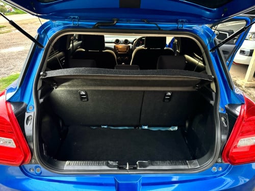 SUZUKI SWIFT 2018 (បង់ពន្ធពេញ)