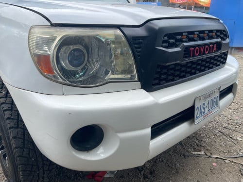 Tacoma ឆ្នាំ05 តួទាប V4 លេខអូតូ ឡានថ្មី