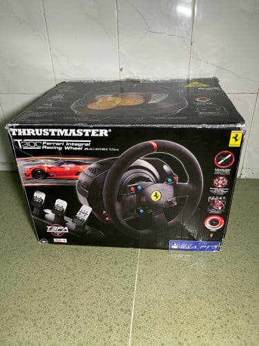 Thrustmaster T300 Ferrari Alcantara Edition + Free Stand