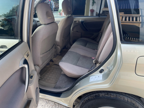 Today RAV4 02 ប៉ុងមួយ​ ឡានខ្ចលេងហេីយស្អាតណាស់