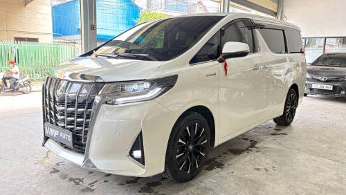 Toyota Alphard Auto3