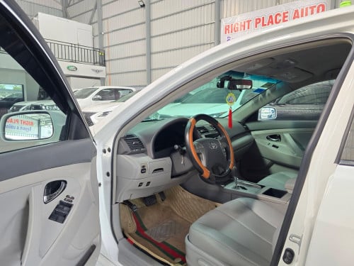 Toyota Camry Hybrid 2009 Full