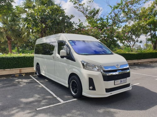 Toyota Hiace 2022