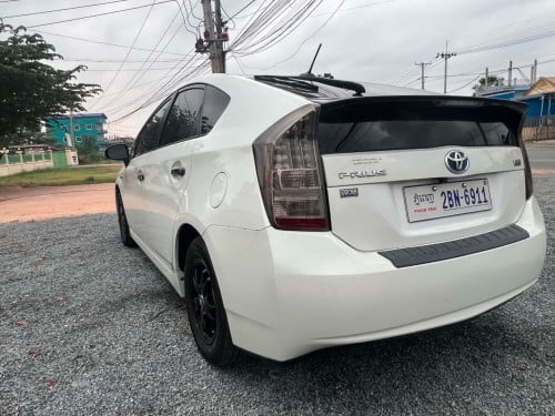 Toyota Prius 010 Option3