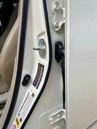 Toyota Prius 2010 option 3 sorta