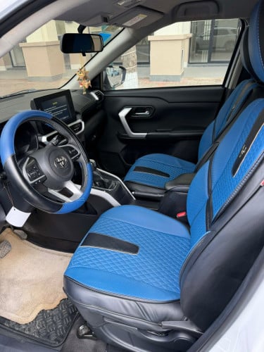 Toyota Raize year 2022 Full option