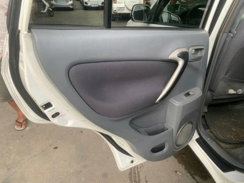 Toyota RAV4 2002 ប៉ុង1 ឡានស្អាតអត់បុក