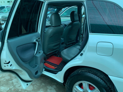 Toyota Rav4L 02 ប៉ុង1 Full បេីកតំបូល សកាំម៉ៃ