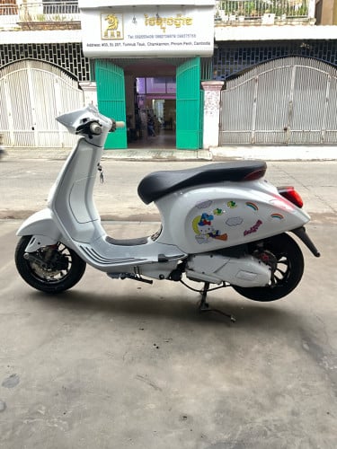 Vespa 022 ABS 125cc មួលហោះ