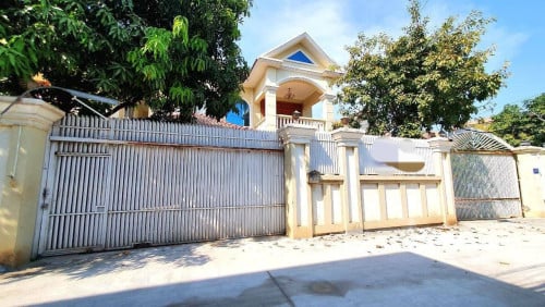 Villa for rent at Chhroy Chongva