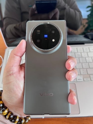 Vivo XFold 5 16G 512G ខ្មៅគ្រីម CH 98-99%