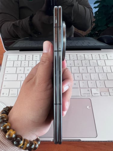 Vivo XFold 5 16G 512G ខ្មៅគ្រីម CH 98-99%