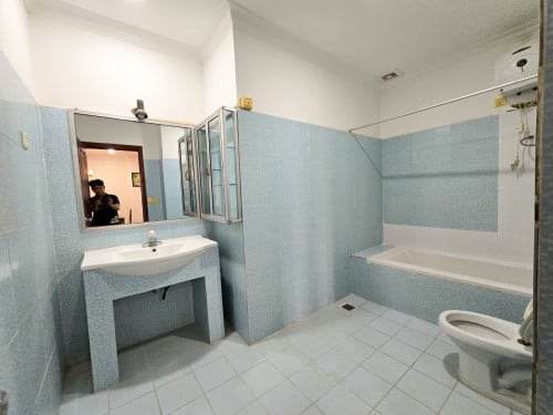 WHOLE APARTMENT BUILDING FOR RENT IN TOUL TOMPONG