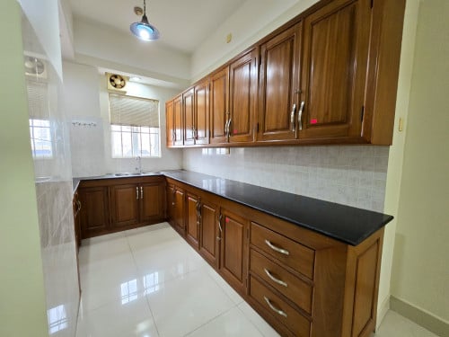 WHOLE COMMERCIAL BUILDING FOR RENT/SALE IN PHSAR DUEM THKOV