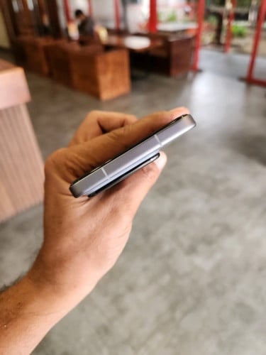 Xiaomi 15 Pro 12g/256g_CH(វៃដូរបាន)👉$425