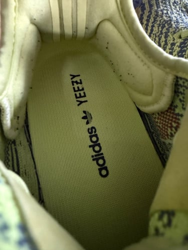 Yeezy original size 42  condition 90%