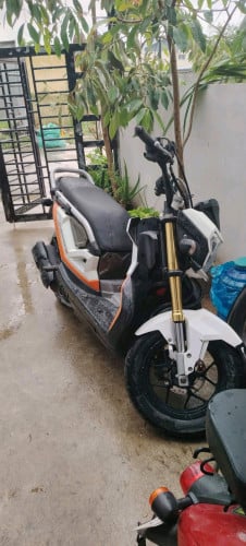 Zoomer x 017 លក់បន្ទាន់ ដូរសារី ចុះបានខ្លះ