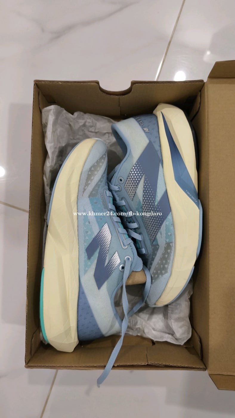 លក់ស្បែកជើង Original New Balance ថ្មី99%