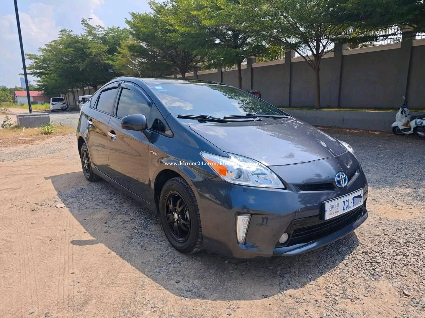 Prius 012 Option4 Deluxe Solar