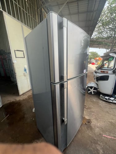 ទូរទឹកកនៅស្អាត