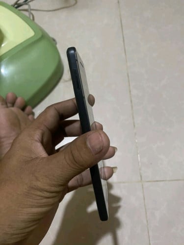 នៅសំណុំស៊ីនអែម