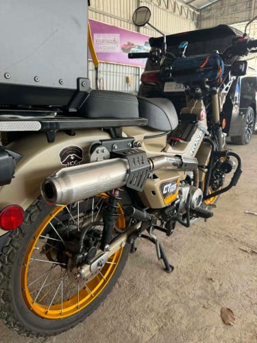 ម៉ូតូលក់លេងគ្រឿងស្អាតអស់ហើយ