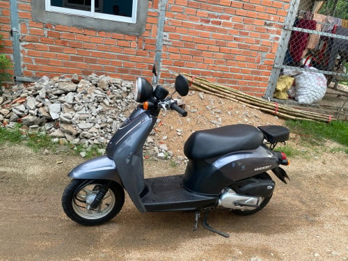 ម៉ូតូលក់