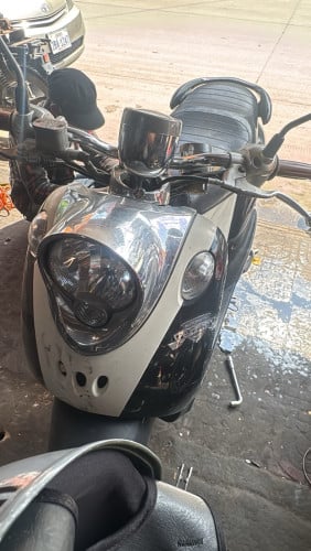 二手摩托车