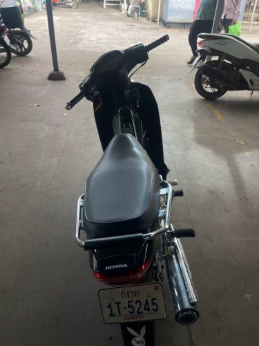 ពួកម៉ូតូអាសង់