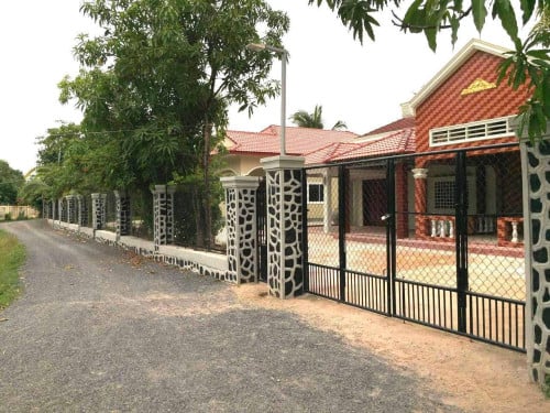 ផ្ទះ និងបន្ទប់សម្រាប់ជួល