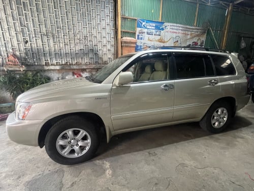 ឡានស្អាត មិនមានបុកប៉ះ