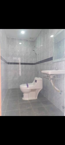 ផ្ទះក្នុងក្រុងកំពត