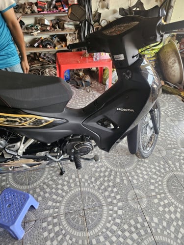 ម៉ូតូលក់