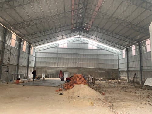 ឃ្លាំង សំរាប់ជួល នៅម្តុំឃ្លាំងរំសេវចាស់