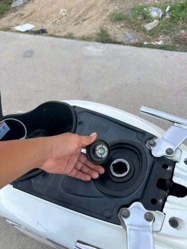 ម៉ូតូលក់