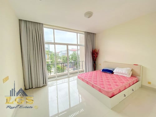 ផ្ទះអាជីវកម្ម ទុកសម្ភារមួយចំនួនជូន ​សម្រាប់លក់!!! ️ទីតាំងបុរី ប៉េងហួតបឹងស្នោរ ផ្លូវជាតិលេខ១.
