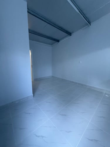 ផ្ទះអាជីវកម្ម