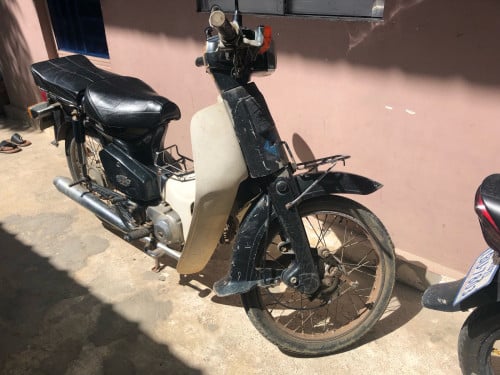 ចង់លក់ម៉ូតូ