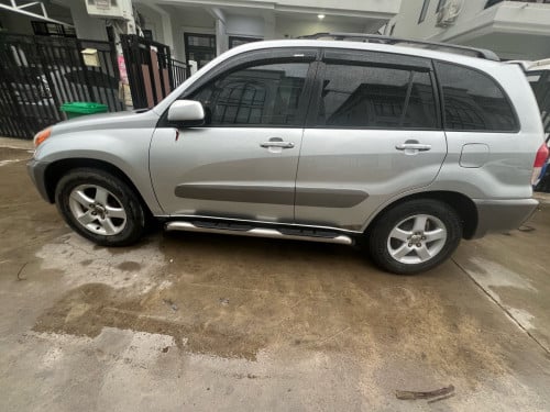 ឡានលក់ជិះ​ផ្ទាល់​ខ្លួន