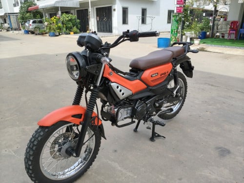 ម៉ូតូស្អាតថ្មីឆ្នាំ024 ម៉ាស៊ីនតាន់អត់កាតទេ