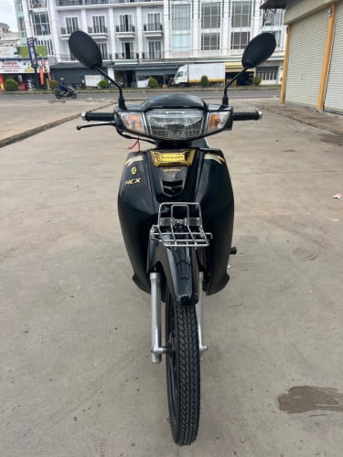 ម៉ូតូដៃជេីងស្អាតអាវឡេីង026សុីនលេខខេត្ត