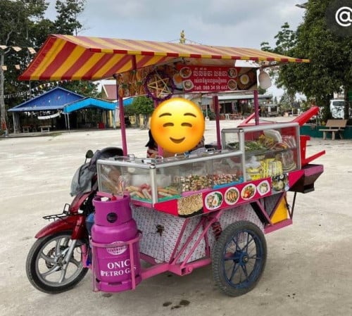 រូម៉ក ម៉ូតូ និងធុងហ្គាស (1ឈុត ​តម្លៃ 750$)