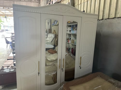 ទូខោអាវ(លាងស្តុក)1.6m*2m
