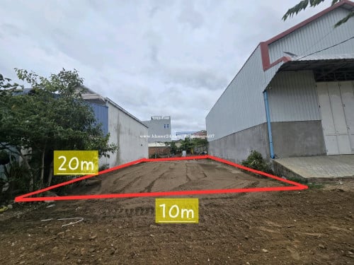 ដីសម្រាប់ជួល ខ្នាត 10m x 20m
